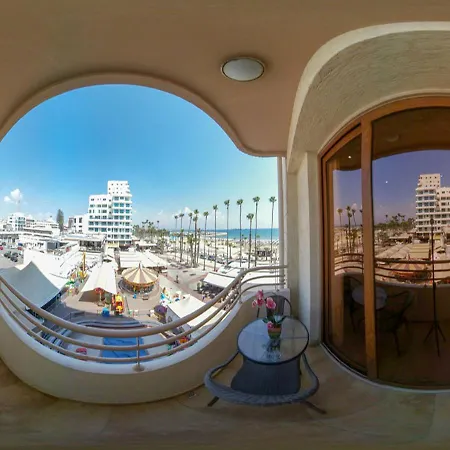 Ithaki Phinikoudes No. 204 Appartamento Larnaca