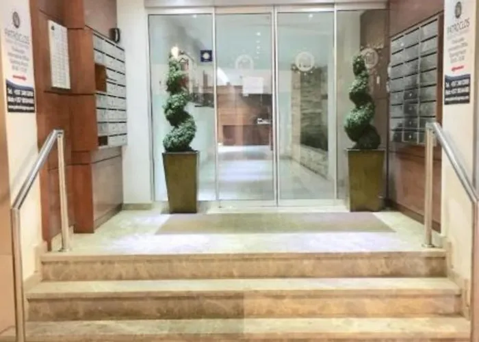 Appartement Ithaki Phinikoudes No. 204