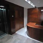 伊萨基菲尼库迪斯204号公寓 *