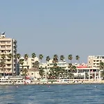 Apartman Ithaki Phinikoudes No. 204