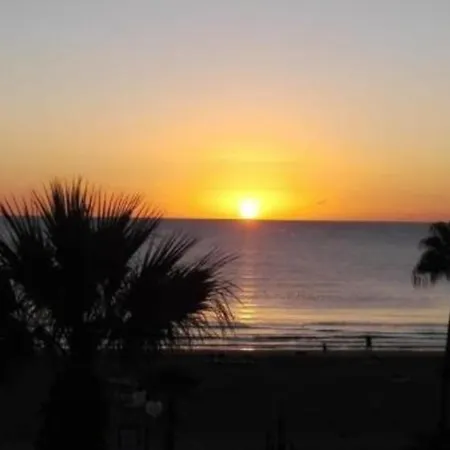 Ithaki Phinikoudes No. 204 Appartement *